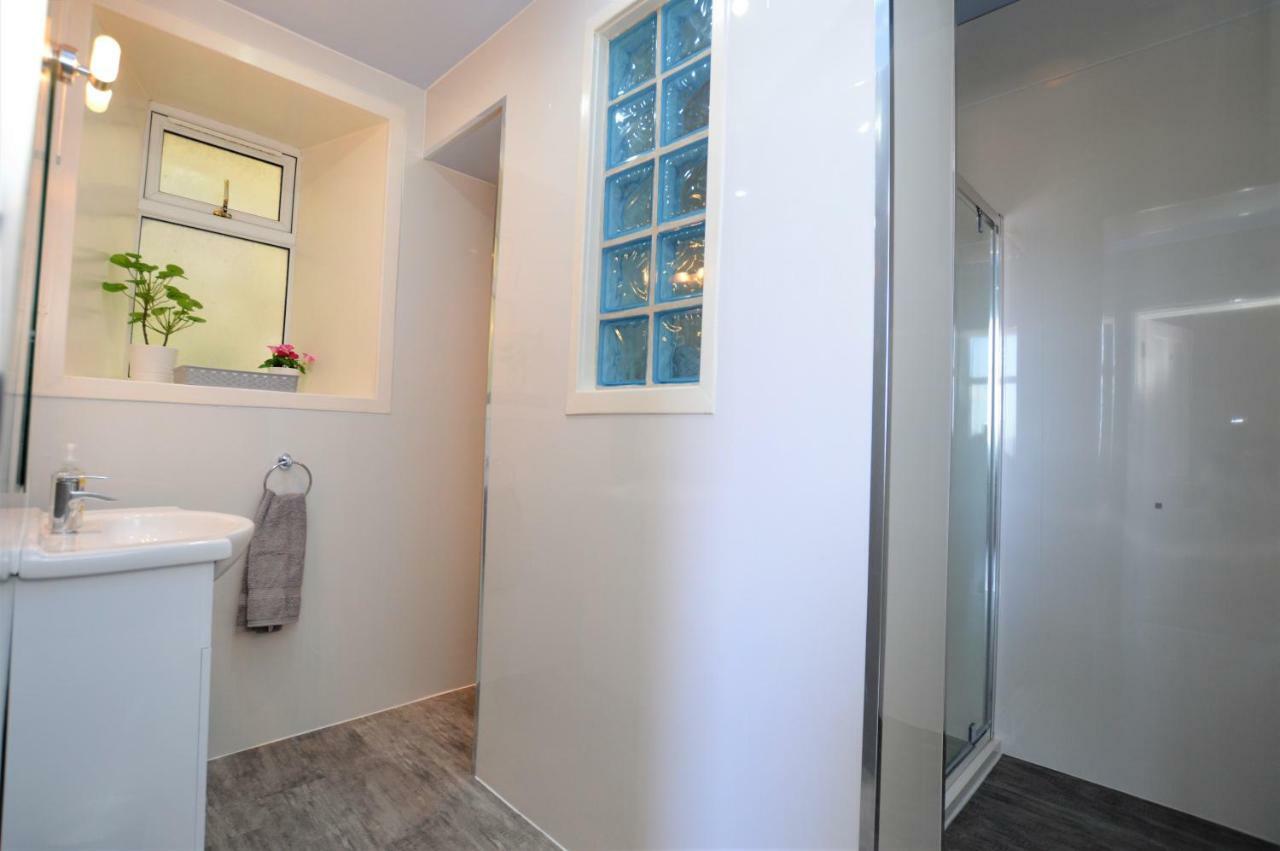 Sebright Holiday Apartment ดูนูน ภายนอก รูปภาพ